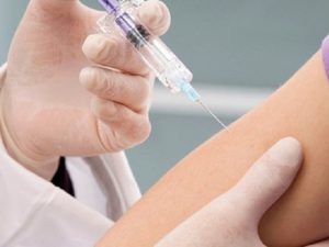 Người nước ngoài cư trú trên ba tháng tại Hàn Quốc cũng được tiêm phòng vắc- xin COVID-19